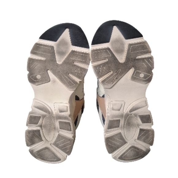 Steve Madden Women's Size 9.5M Clydie Chunky Platform Sneaker Black/Tan - Picture 13 of 13